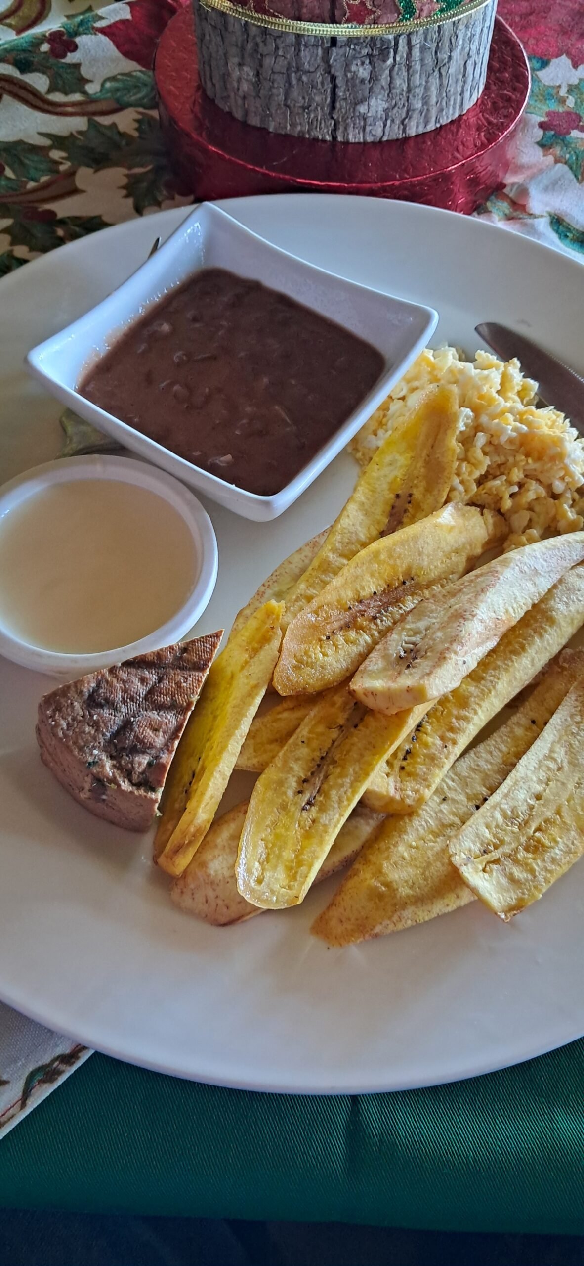 Real customer photo from Nahomy Tours - Island Gastronomy Tour - Item 1